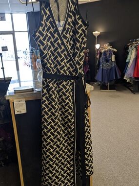 Diane Von Furstenberg Black & Cream Geometric Wrap Maxi Dress